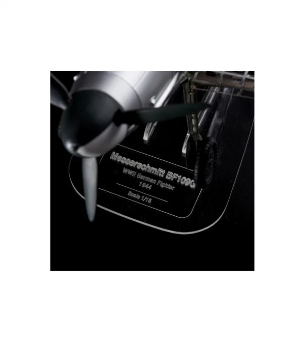 Artesania 1:16 Messerschmitt Bf109 Metal Kit — image 9 of 13