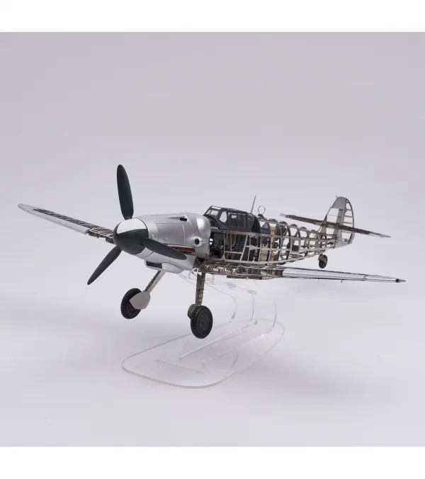 Artesania 1:16 Messerschmitt Bf109 Metal Kit — image 8 of 13