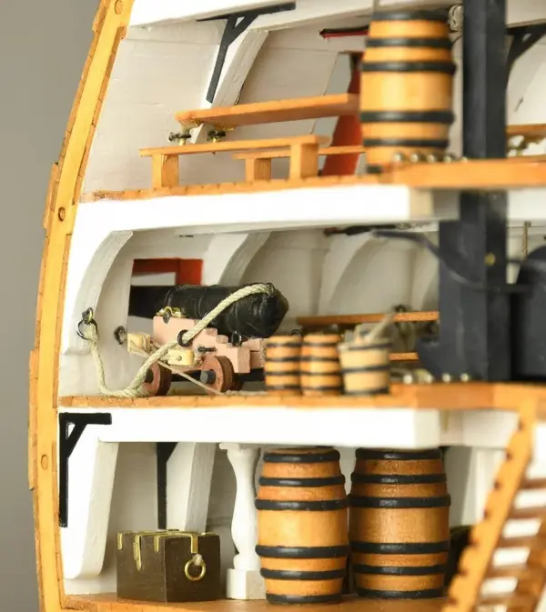 Artesania HMS Victory Cross Section 1:72 — image 7 of 20