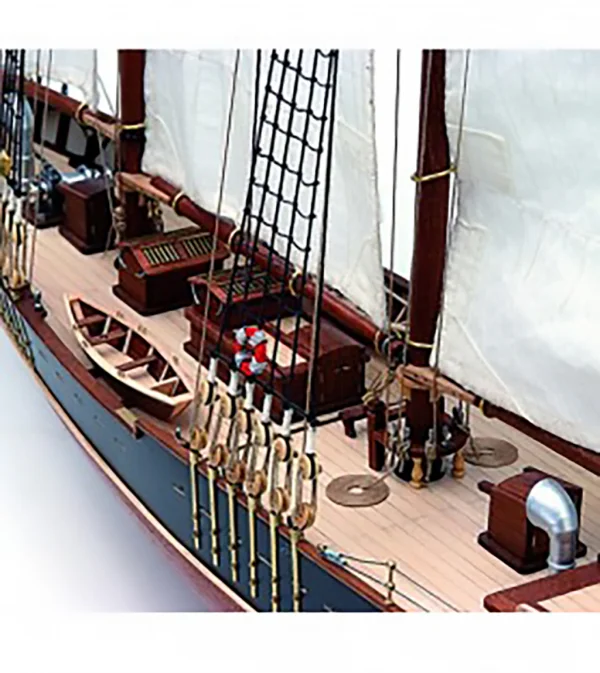Artesania Bluenose II
