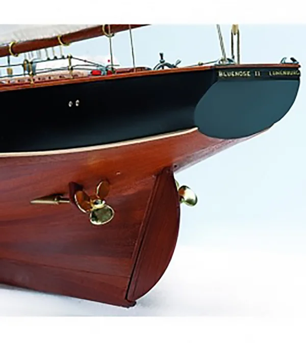 Artesania Bluenose II