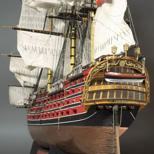 Artesania Santisma Trinidad Trafalgar 1:84 — image 1 of 16