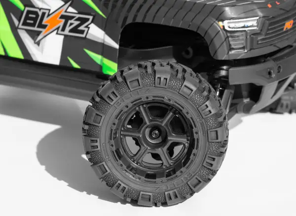 PD Racing Blitz 3S Brushless - Green &mdash; image 7 of 7