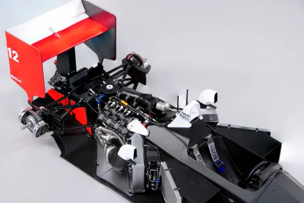 Beemax 1:12 McLaren MP4/4 Senna Model Kit (HC-BX12002)