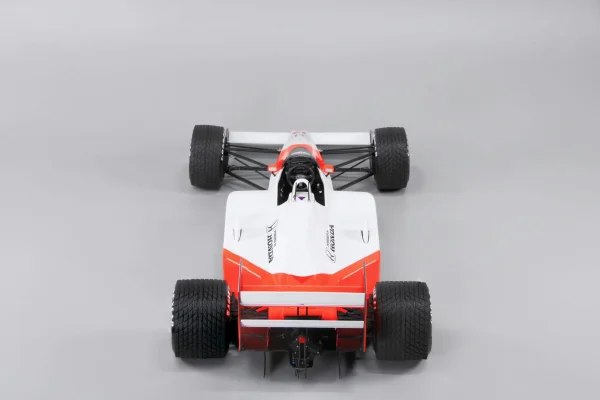 Beemax 1:12 McLaren MP4/4 Senna Model Kit (HC-BX12002)