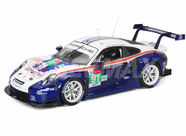 Porsche 911 GTE Le Mans 2018 — image 2 of 3