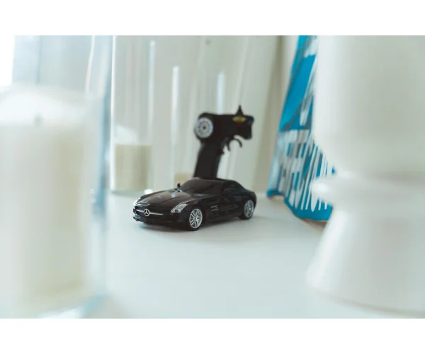 Carson 1:24 M.-Benz SLS AMG 2.4G 100% RTR black — image 13 of 13