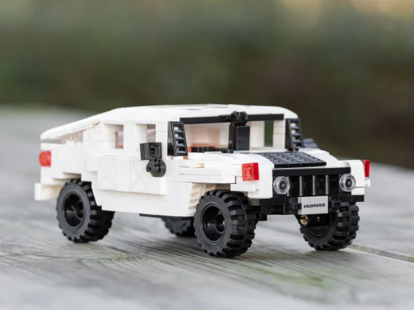 1:24 Humvee off- road truck - 328pcs