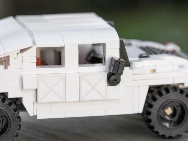 1:24 Humvee off- road truck - 328pcs