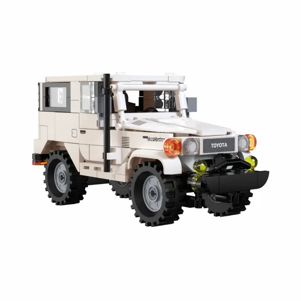 Toyota 1:24 FJ40 Land Cruiser - 373 pcs &mdash; image 9 of 10