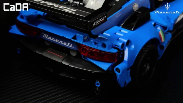 1:14 Maserati GT2 Race Car - 549 pcs &mdash; image 12 of 12