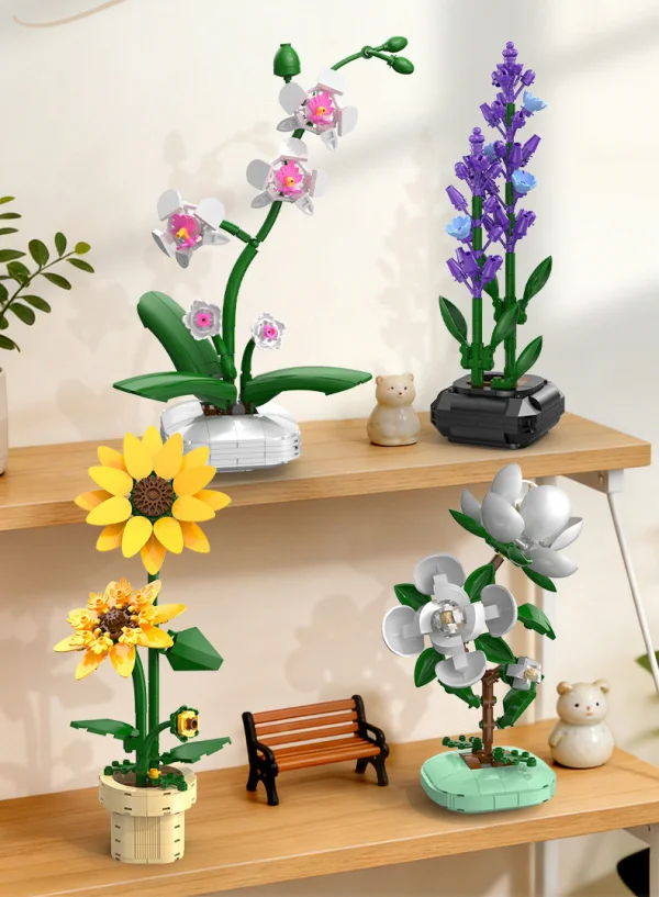 Lavender Building Block Planter - 205 pcs