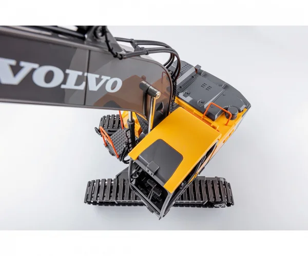 Carson 1:16 Excavator Volvo 2.4Ghz 100 RTR