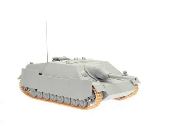 Dragon 1/35 Jagdpanzer IV L/48 July — image 8 of 8