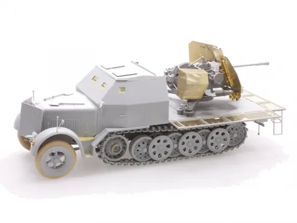 Dragon 1/35Sd.Kfz 7 W/3.7Cm Flak — image 3 of 11