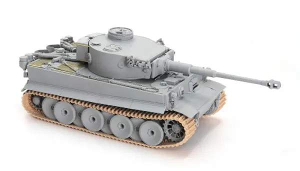 Dragon 1/35 Tiger I Initial Production &mdash; image 4 of 13