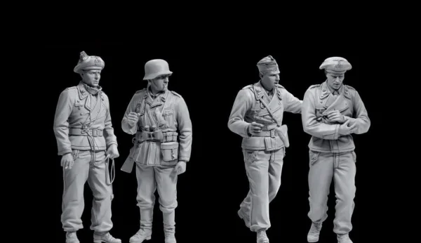 Dragon 1/35 Ghost Div Tank Crew Blitzkrieg