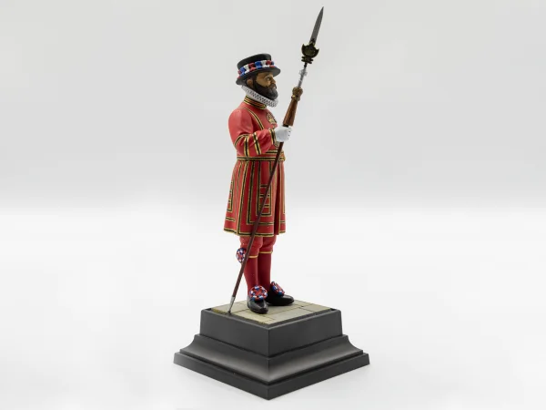 Yeoman Warder “Beefeater” &mdash; image 11 of 11