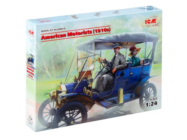American Motorists (1910s) 1 Male - 1 Female Figures