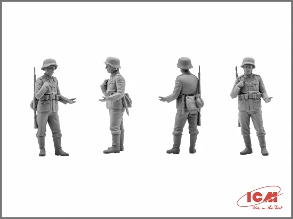 Admiral Cabriolet - WWII German Staff Car with Figures