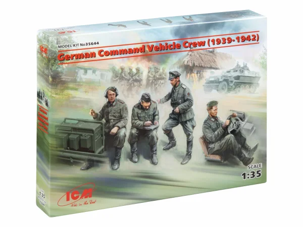 German Command Vehicle Crew (1939-1942) 4 Figures