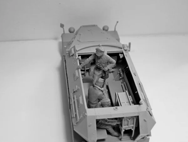German Command Vehicle Crew (1939-1942) 4 Figures