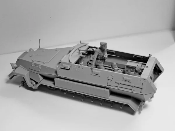 German Command Vehicle Crew (1939-1942) 4 Figures