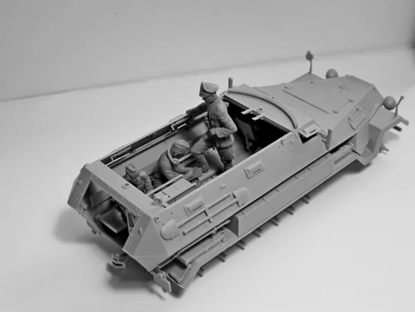 German Command Vehicle Crew (1939-1942) 4 Figures