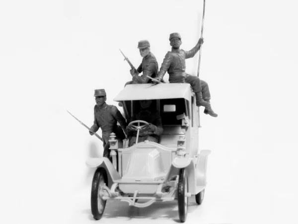 Battle of the Marne (1914) Taxi Car with French Infantry — image 5 of 18