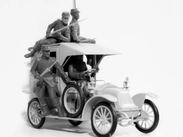 Battle of the Marne (1914) Taxi Car with French Infantry — image 6 of 18