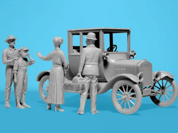 ‘Doctor on Call’ 1918 Model T Car with 4 Figures — image 4 of 9