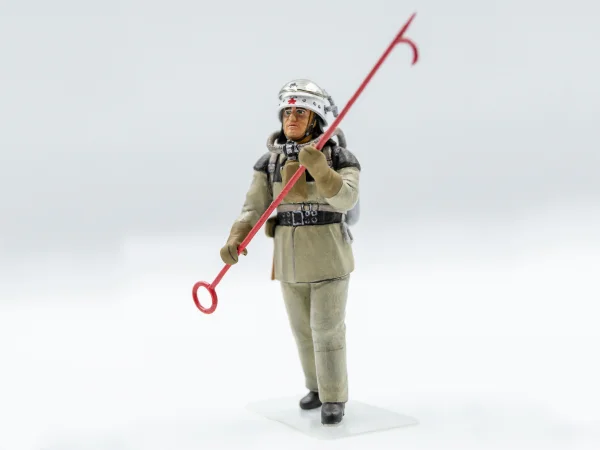 Chernobyl #2 Fire Fighters (AC-40-137A Fire Truck - 4 Figures & Diorama Base with Background)