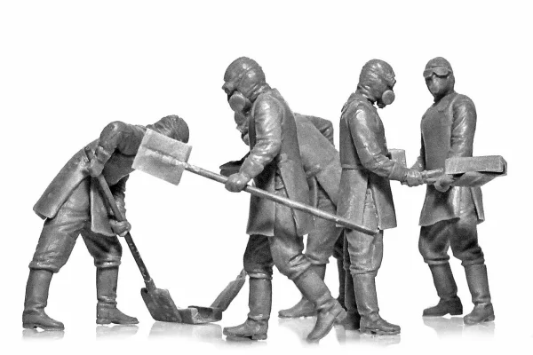 Chernobyl #3 Rubble Cleaners (5 Figures)