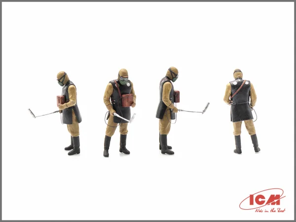 Chernobyl #3 Rubble Cleaners (5 Figures)