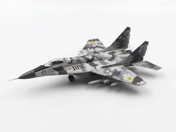 Radar Hunter - MiG-29 9-13Ukrainian Fighter with HARM missiles