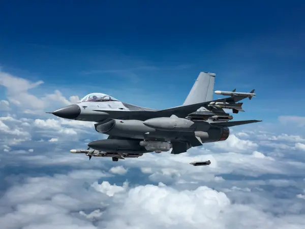 Ukrainian Air Force F-16AM with GBU-39 Bombs — image 1 of 8