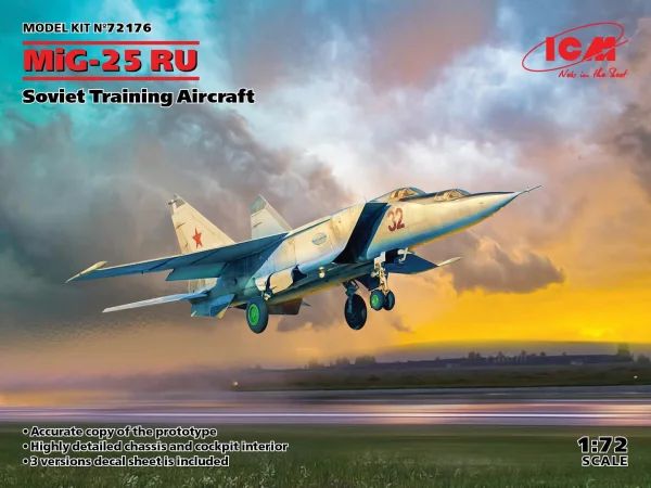 MiG-25 RU - Soviet Training Aircraft