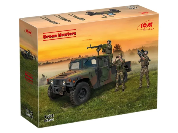 Drone Hunters’ Humvee M1097A2 Cargo Carrier - DShKM & Crew Figures)