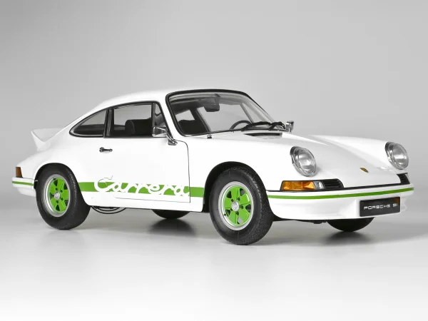 White Porsche 911 Carrera RS 2.7 1:8 Scale Full Metal Kit