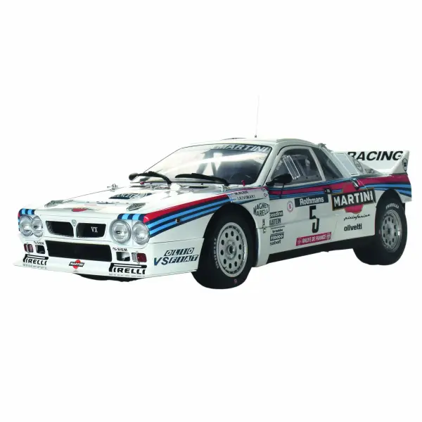 Lancia Rally 037 1:8 Scale Metal & Plastic Kit