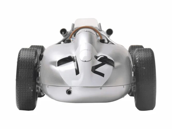 Mercedes-Benz W196 R Stirling Moss #12 1:8 Scale Metal Kit