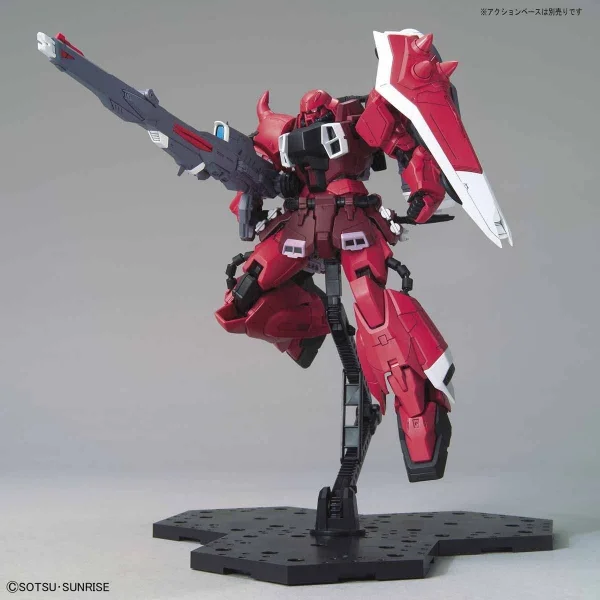 MG 1:100 Gunner Zaku Warrior (Lunamaria Hawke Custom) — image 11 of 11