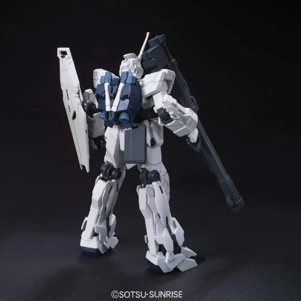 HGUC 1:144 RX-0 Unicorn Gundam (Unicorn Mode) &mdash; image 7 of 7