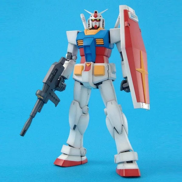 MG 1:100 Gundam RX-78-2 Version 2.0 — image 2 of 9