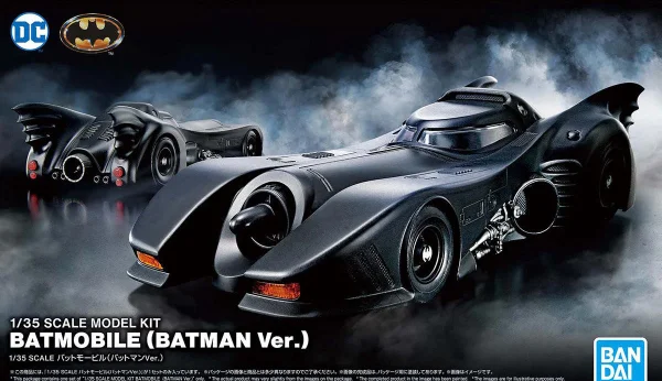 1/35 Scale Model Kit Batmobile (Batman Version)