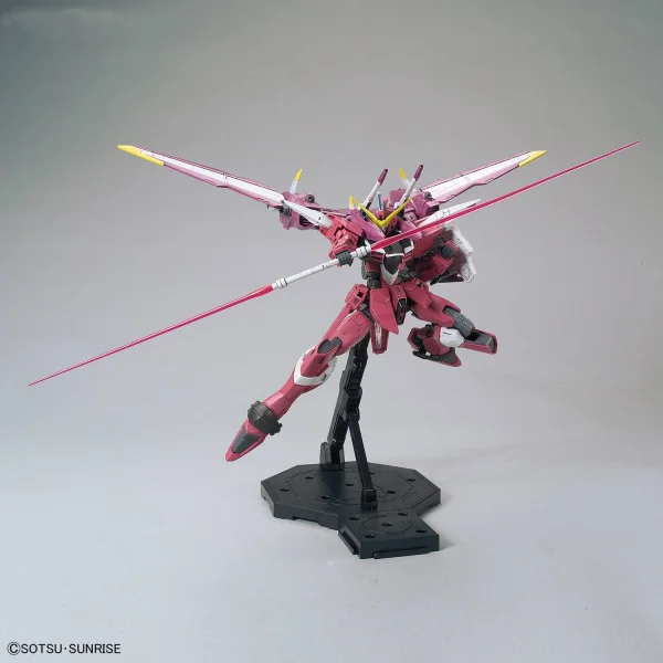 MG 1:100 Justice Gundam &mdash; image 9 of 15