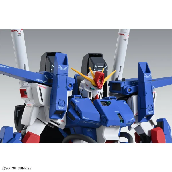 MG 1:100 Full Armour ZZ Gundam Version Ka — image 4 of 14