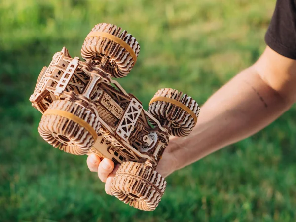 Wood Trick Monster Truck