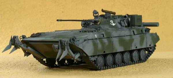 Zvezda BMP-2E Fighting Vehicle Rr — image 2 of 4