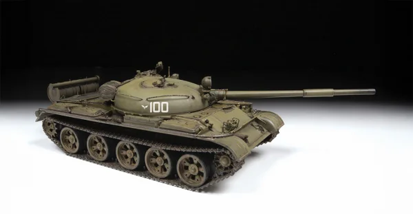Zvesda T-62 Soviet Main Battle Tank